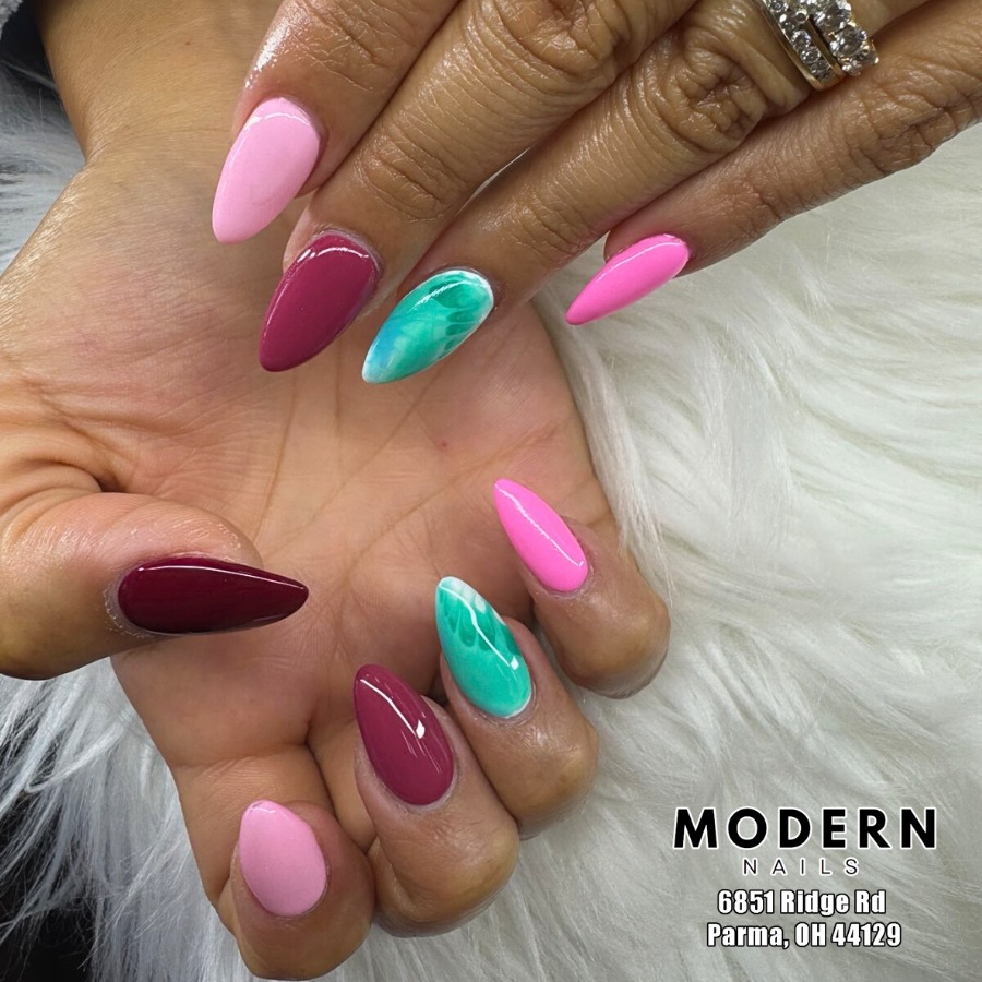 Modern Nails Parma, OH 44129